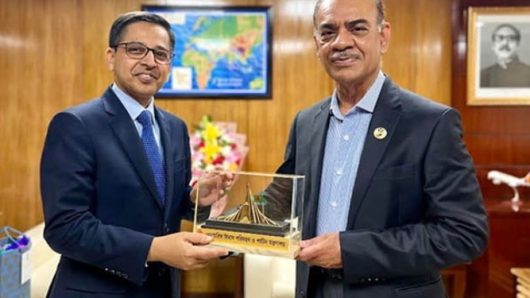 পর্যটক বৃদ্ধির জন্য বাংলাদেশ ও ভারত যৌথভাবে পর্যটন মেলা করবে-মুহাম্মদ ফারুক খান