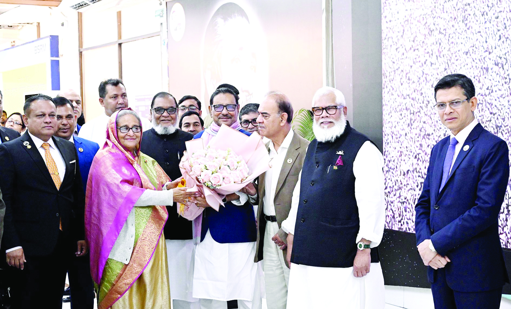 জার্মানি সফর শেষে দেশে ফিরেছেন প্রধানমন্ত্রী