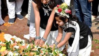 শ্রদ্ধা আর ভালোবাসায় ভাষা শহীদদের স্মরণ