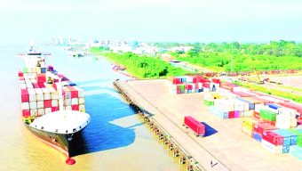 বড় জাহাজ ভেড়াতে মোংলা বন্দরে ১৫৫০ কোটি টাকার প্রকল্প