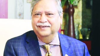 স্বাস্থ্য পরীক্ষার জন্য দুবাই থেকে লন্ডনে পৌঁছেছেন রাষ্ট্রপতি