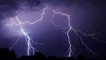 সিলেটে বজ্রপাতে এক স্কুলছাত্রীর মৃত্যু