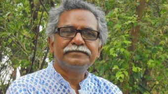 ট্রেনে পায়ের আঙুল কাটা পড়েছে অধ্যাপক আনু মুহাম্মদের