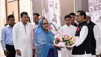 দেশে ফিরেছেন প্রধানমন্ত্রী
