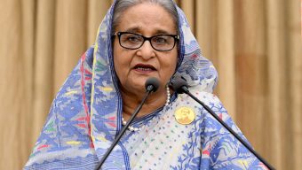 ষড়যন্ত্র মোকাবেলা করে আওয়ামী লীগ দেশকে এগিয়ে নিয়ে যাবে : প্রধানমন্ত্রী