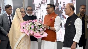 দিল্লী সফর শেষে দেশে ফিরেছেন প্রধানমন্ত্রী
