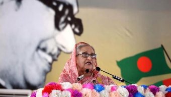 জনগণের আস্থা অর্জন ও ষড়যন্ত্র মোকাবেলায় দলকে সুসংগঠিত করতে নেতাকর্মীদের প্রতি প্রধানমন্ত্রীর আহ্বান