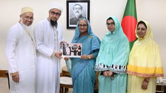 প্রধানমন্ত্রীর সঙ্গে বোহরা সম্প্রদায়ের প্রতিনিধিদলের সাক্ষাৎ
