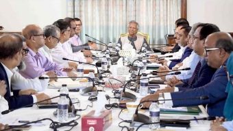 ইউনূসের সঙ্গে সেনাপ্রধান, সুশীল সমাজের নেতৃবৃন্দের বৈঠক