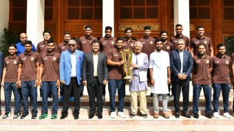 জাতীয় ক্রিকেট দলকে প্রধান উপদেষ্টার সংবর্ধনা