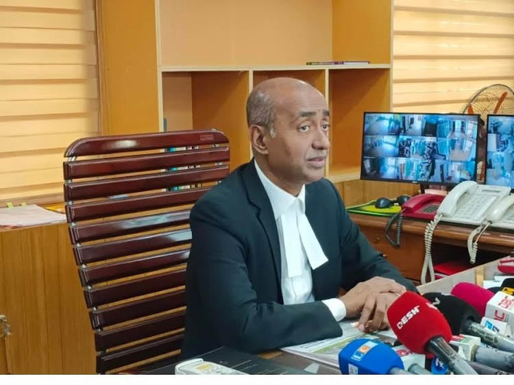 রাষ্ট্র সংস্কারে কমিশন গঠন জন মানুষের আকাঙ্ক্ষার প্রতিফলন : এটর্নি জেনারেল